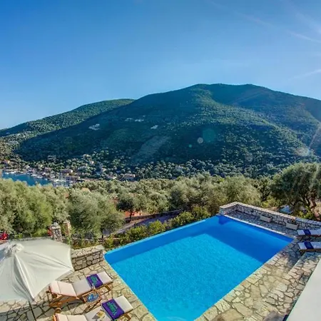 Sleeps 6 Pool Sývota