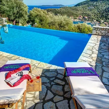 Sleeps 6 Pool Sývota