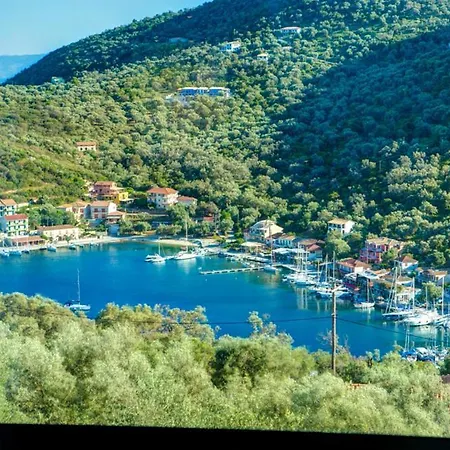 Sleeps 6 Pool Villa Sývota